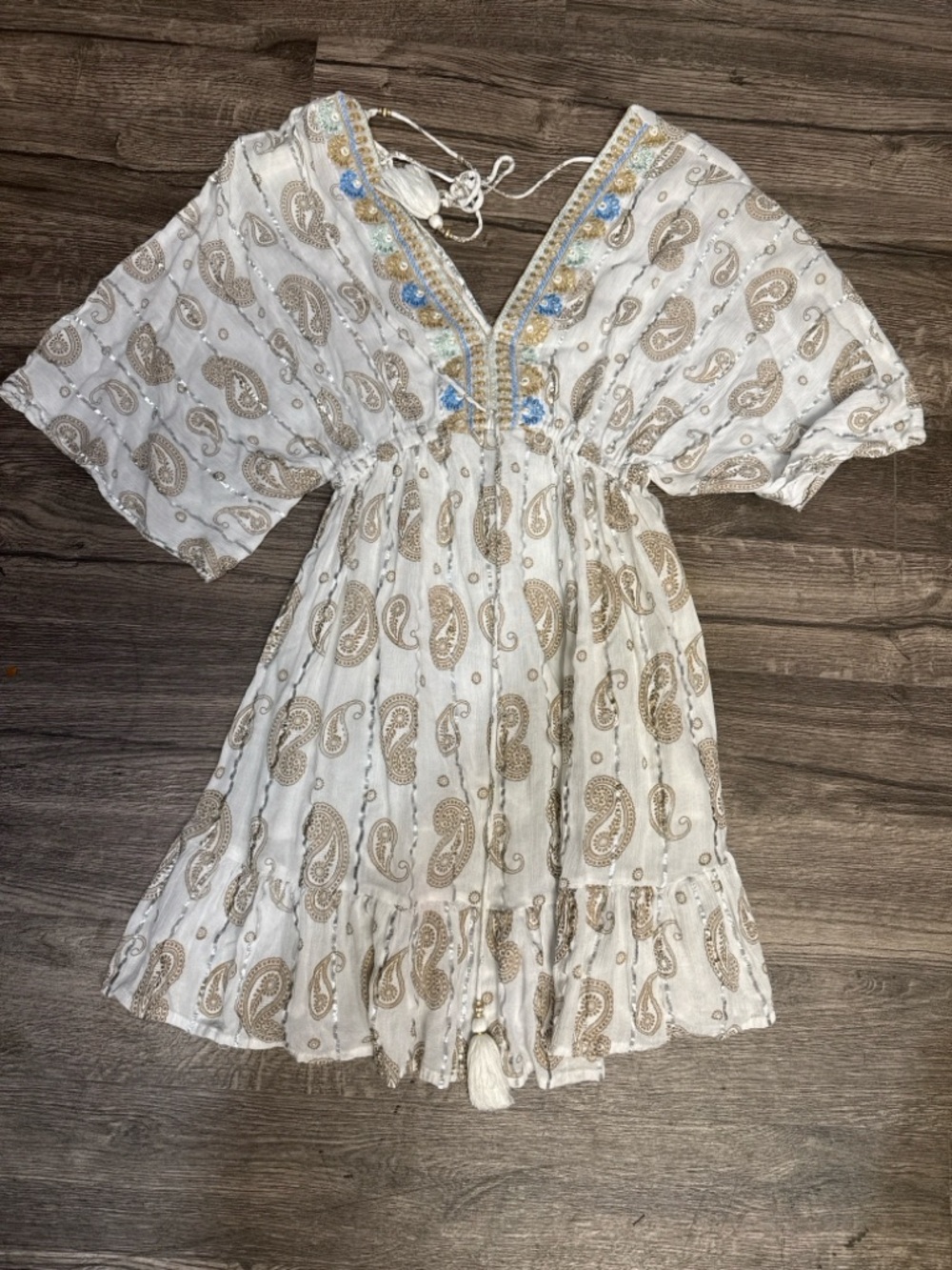 Women’s White Paisley V-Neck Swim Cover-Up Dress - Picture 2 of 4